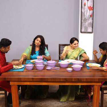 Set of 4 Premium Insulated Casseroles with 7 Free Gifts (4DICW7FG)