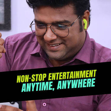 Wireless Ultrapro earpods with Display + Free Rechargeable Golden Trimmer (TWS58)